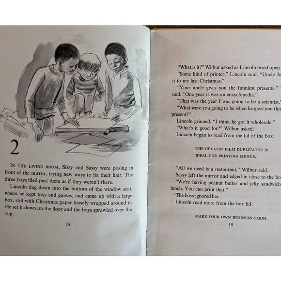 What's New Lincoln? 1970 By Dale Fife Illustrations Childrens Book Club Edition - Picture 3 of 11